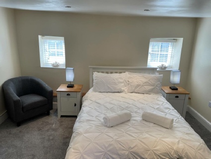 ST CHRISOPHER'S COTTAGE - Upstairs Side Bedroom